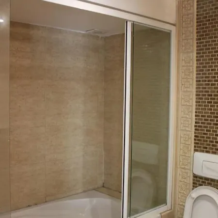 Old City Eros Hotel *